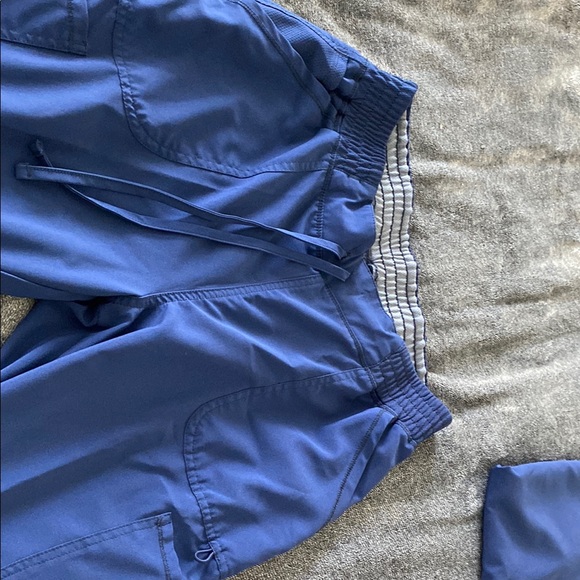 Navy Blue Scrub Set - Picture 5 of 5